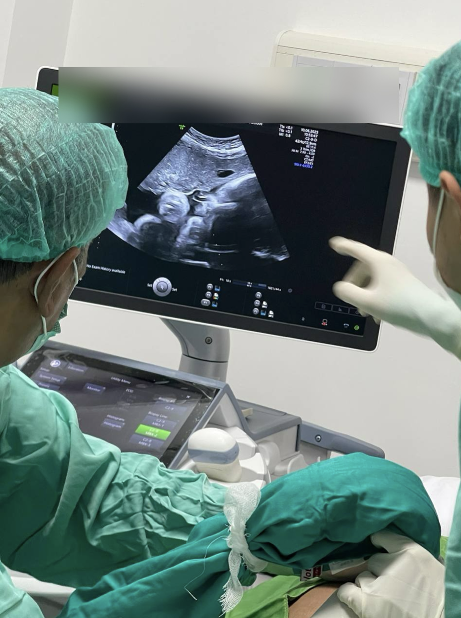 Ultrasonografi real-time digunakan untuk mendukung ketepatan perencanaan dan pemantauan tindakan