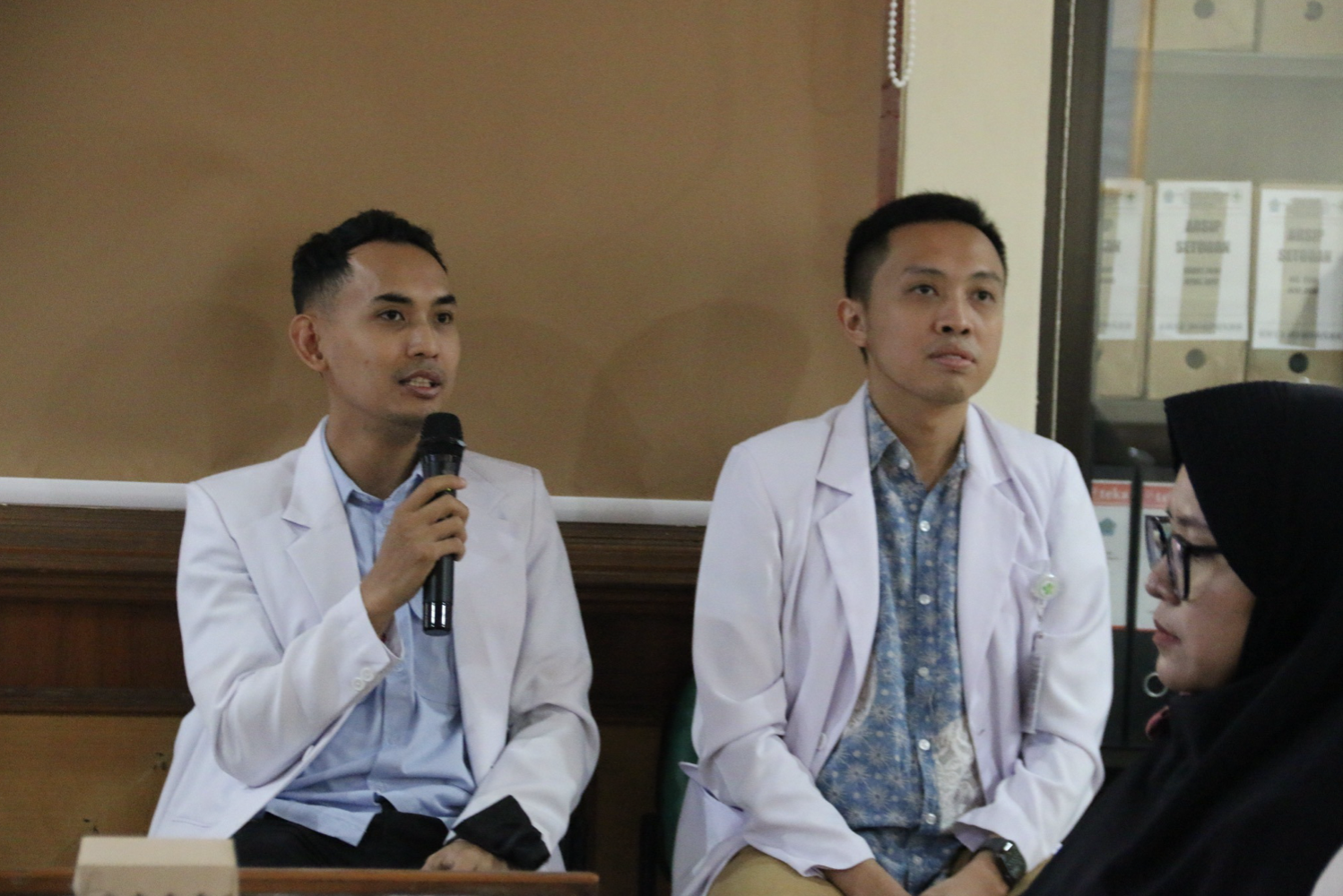 Pemeriksaan USG dilakukan langsung oleh tim dokter sebagai bagian dari skrining pada ibu hamil