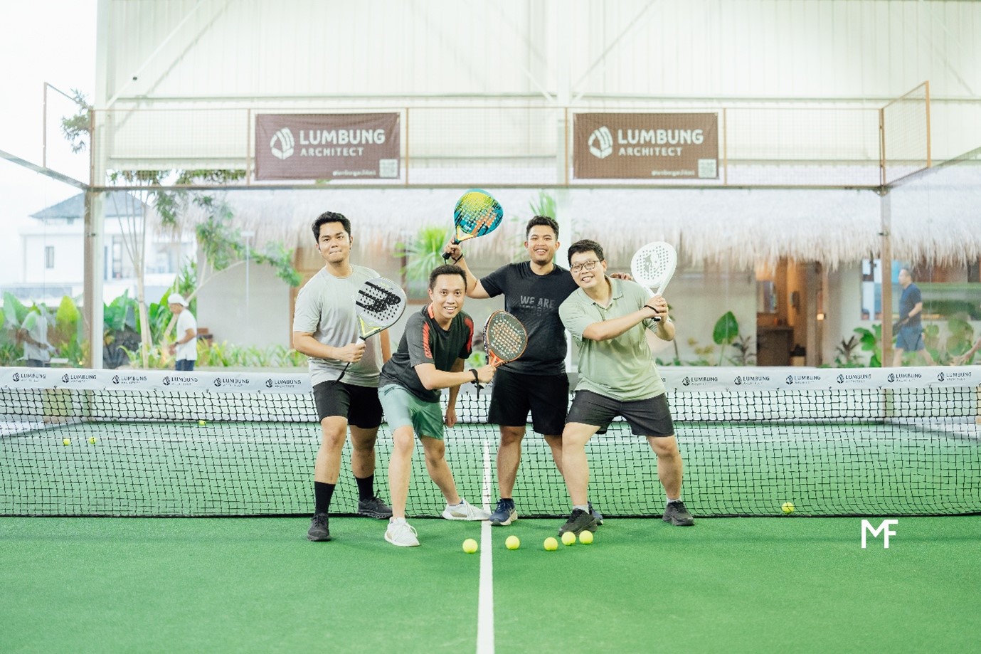 Kegiatan Olahraga Padel PPDS-2 Fetomaternal Bersama Mahasiswa PPDS-1 Obstetri dan Ginekologi